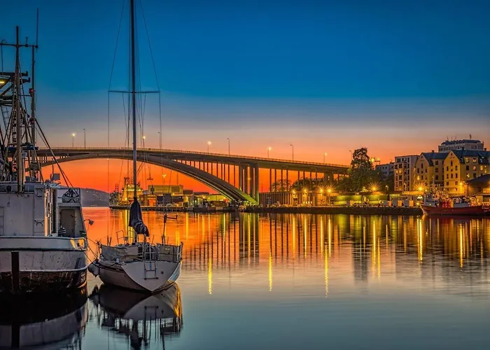 Modern - Amazing Terrace And Fjord View, Close To Center برغن